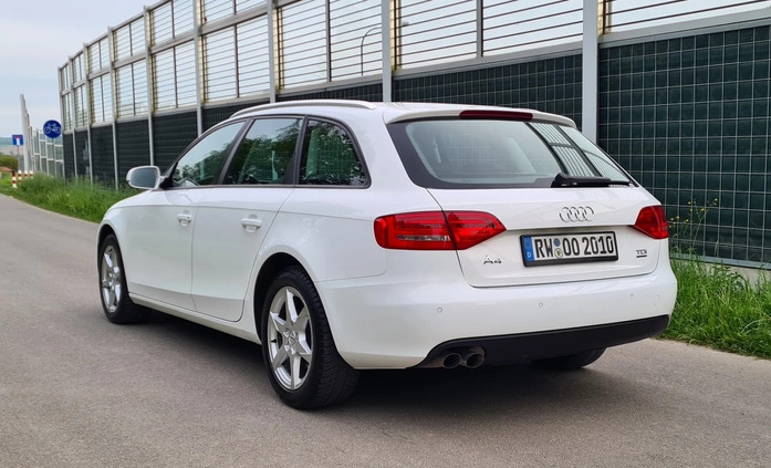 Audi A4 cena 36000 przebieg: 246500, rok produkcji 2011 z Trzciel małe 704